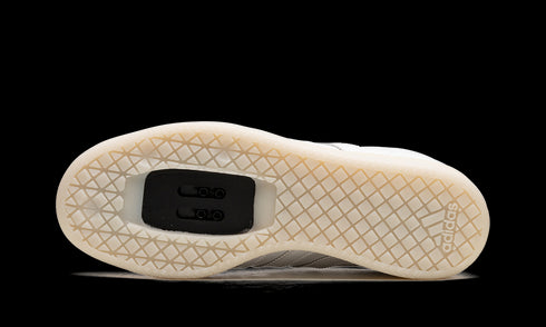 Velosamba Vegan "Cloud White" GX1672