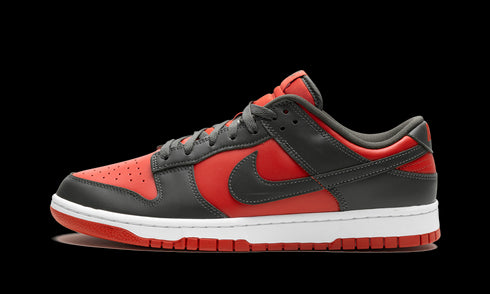 Dunk Low "Mystic Red"