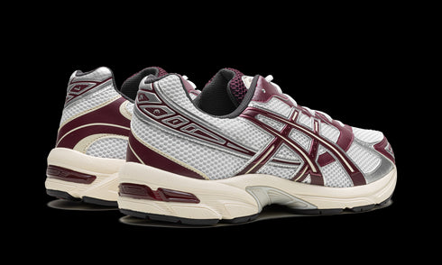 Gel-1130 "Maroon Banner"