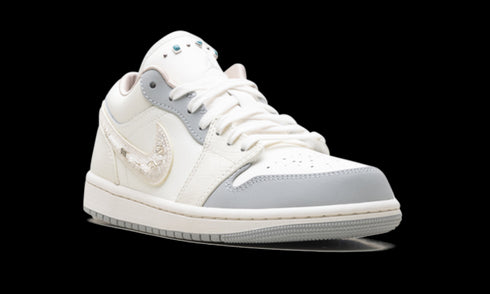 Air Jordan 1 Low WMNS "Sail Soft Pearl" IH7323 100
