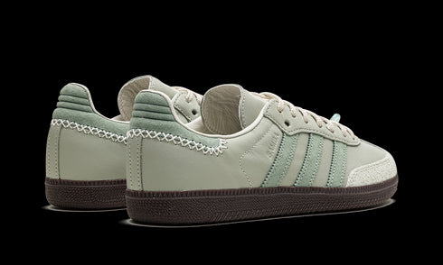 Samba OG "Maha Half Green" IE0967