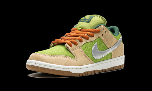 SB Dunk Low "Escargot"