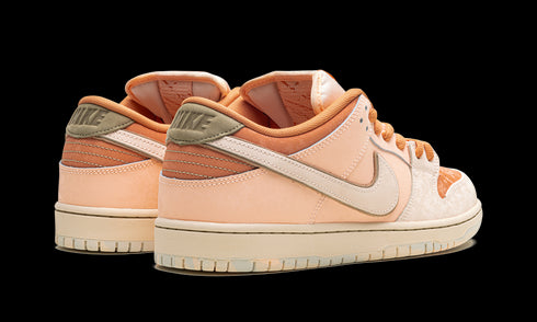 Nike SB Dunk Low Pro PRM "Guava Ice"