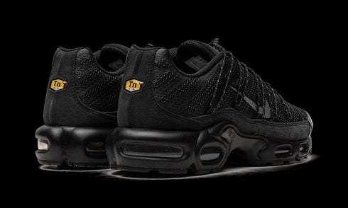 Air Max Plus Utility "Black Metallic"