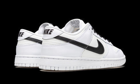 Dunk Low Retro "Reverse Panda"