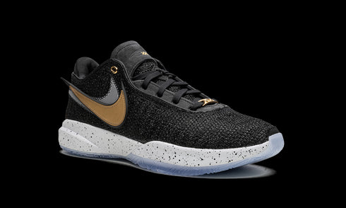LeBron 20 "Black/Metallic Gold"