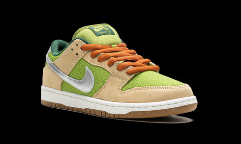 SB Dunk Low "Escargot"