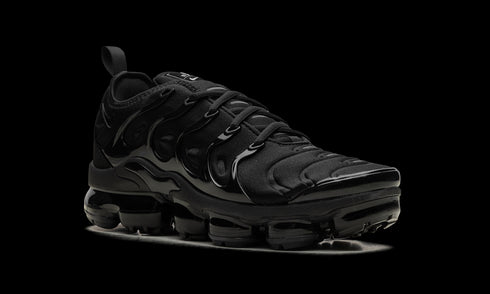 Air Vapormax Plus "Triple Black"