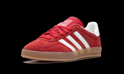 Gazelle Indoor "Better Scarlet"