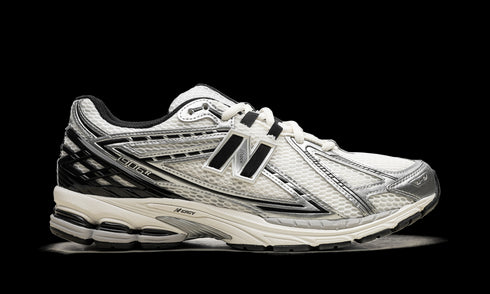 M1906 "METALLIC SILVER"