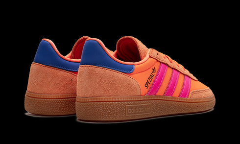 Handball Spezial WMNS "Solar Orange Lucid Pink"
