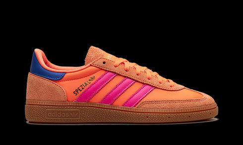 Handball Spezial WMNS "Solar Orange Lucid Pink"