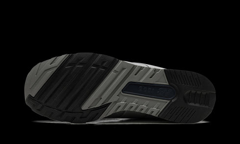 1500 "Made in UK Steel Grey"