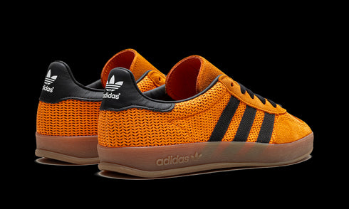 Gazelle Indoor "Orange / Core Black" IH4770