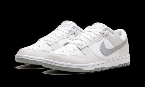 Dunk Low Retro "Summit White Light Smoke Grey"