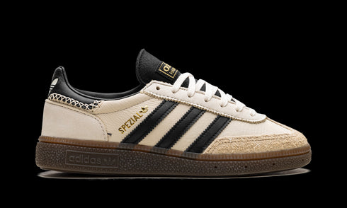 Handball Spezial WMNS "Wonder White Black"