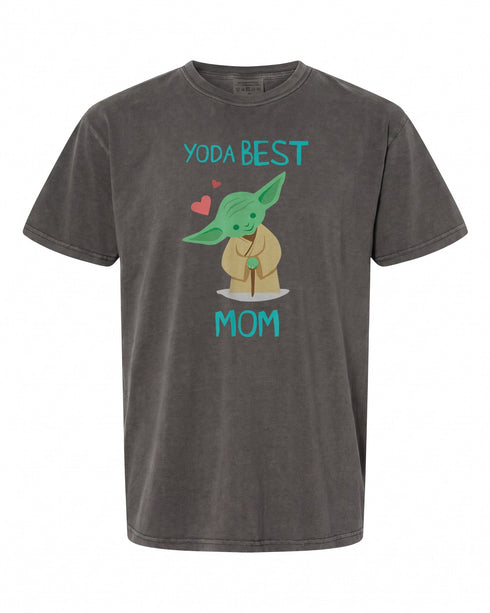 Star Wars Yoda Best Mom Hearts T-Shirt - Perfect Mother's Day Gift | Retro Style