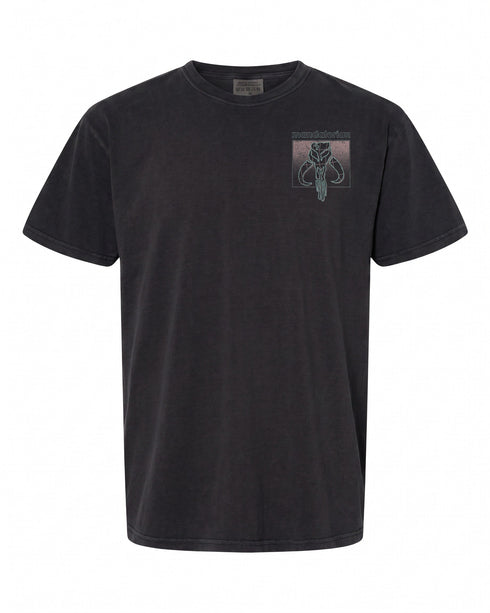 Star Wars Mandalorian Gradient Pocket Skull T-Shirt - Unique Design | Retro Vibe