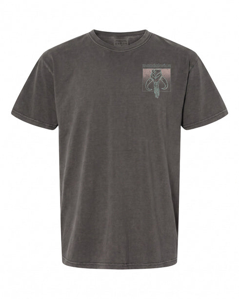 Star Wars Mandalorian Gradient Pocket Skull T-Shirt - Unique Design | Retro Vibe