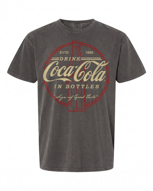 Coca-Cola Vintage Logo T-Shirt - Timeless Design for Fans | Quality Apparel
