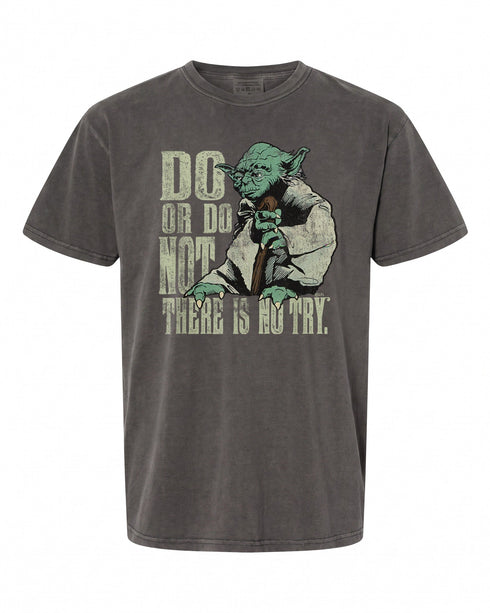 Star Wars Yoda Do or Do Not T-Shirt - Vintage Style Tee | Fan Favorite