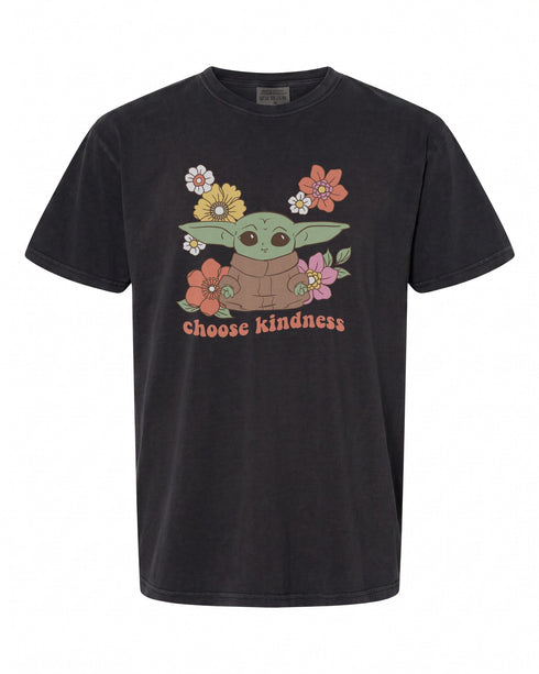 Star Wars The Mandalorian T-Shirt - Choose Kindness Design | Retro Vibe