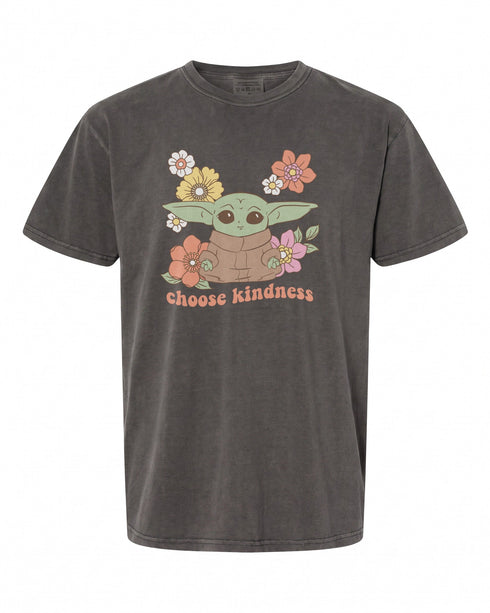 Star Wars The Mandalorian T-Shirt - Choose Kindness Design | Retro Vibe