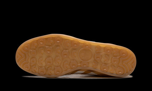 GAZELLE INDOOR WMNS "SUPCOL" HQ8716