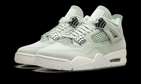 Air Jordan 4 WMNS "Abundance"
