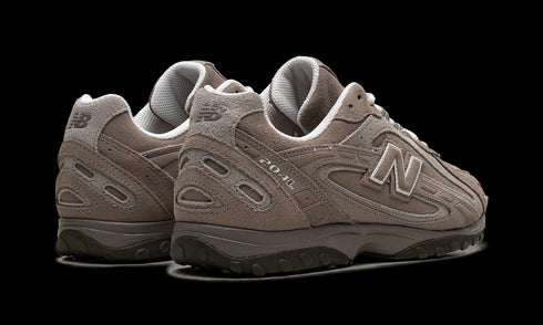 204L "Mushroom / Arid Stone" U204LMMA