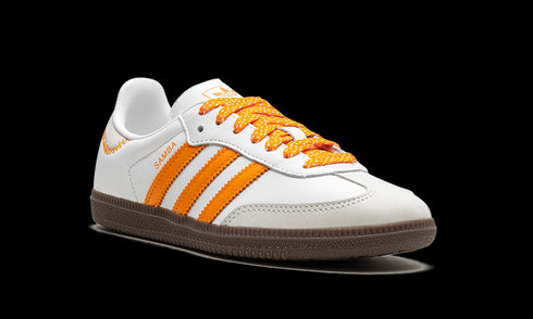 Samba OG WMNS "WHITE EQUIPMENT ORANGE" IE6521
