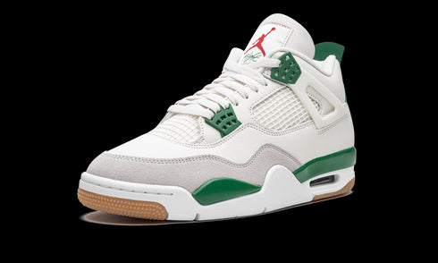 Air Jordan 4 Retro SB "Pine Green"
