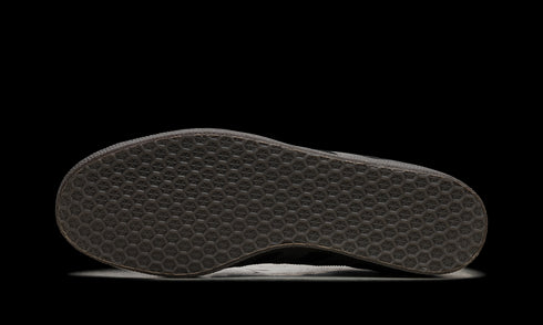 Gazelle "Black / Gold"