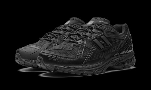 1906 "Tripple Black"