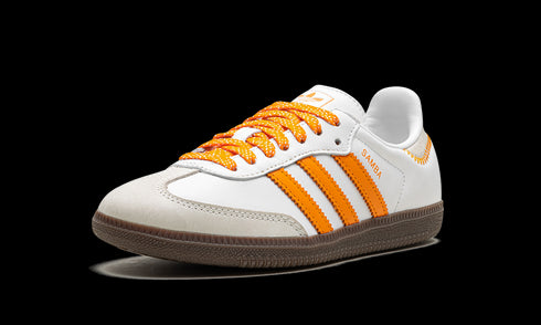 Samba OG WMNS "WHITE EQUIPMENT ORANGE" IE6521