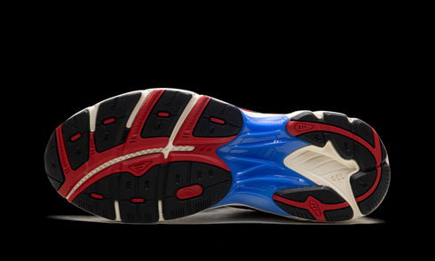 GT-2160 "KITH MARVEL VILLAINS SPIDER-MAN/VENOM PACK - NO CO"