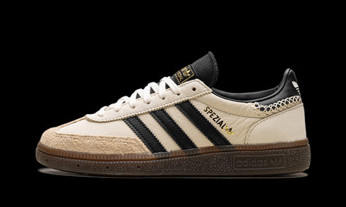 Handball Spezial WMNS "Wonder White Black"