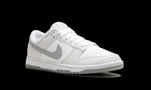 Dunk Low Retro "Summit White Light Smoke Grey"