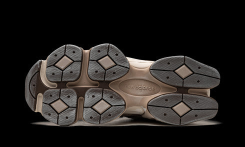 9060 "Mushroom Brown"