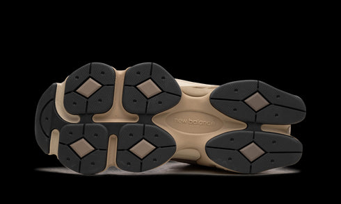 9060 "Driftwood Castlerock"