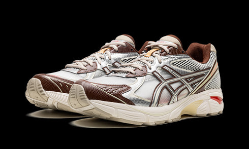 GT-2160 "Above the Clouds - Cream / Chocolate Brown"