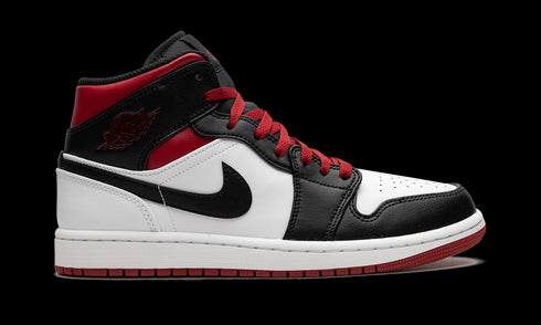 Air Jordan 1 Mid "Gym Red Black Toe"