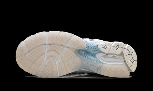 1906R "Chrome Blue" M1906RBL