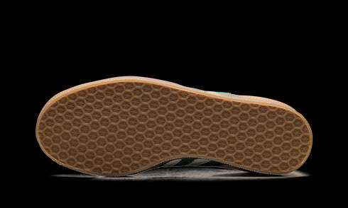 Gazelle "White Bold Green Gum" IH2216