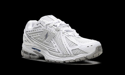 1906R "White Team Royal"