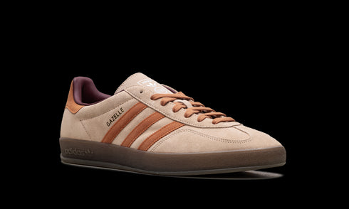 Gazelle Indoor "Warm Sandstone Craft Ochre" JH5412