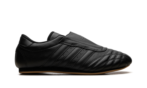 Taekwondo "Core Black / Core Black / Gum" JS4011
