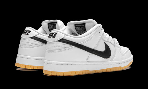 SB Dunk Low "White Gum"