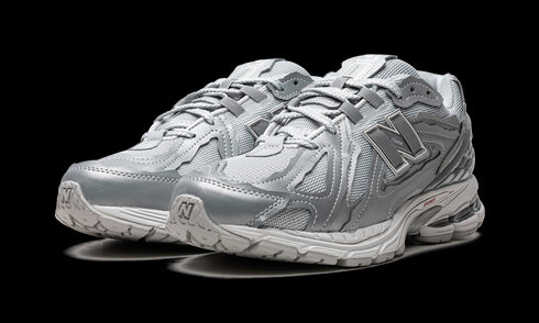 1906D "PROTECTION PACK - SILVER METALLIC"