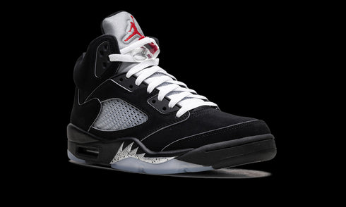 Air Jordan 5 Retro OG "Black Metallic Reimagined"